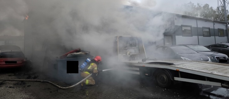 Pożar warsztatu samochodowego w Elblągu